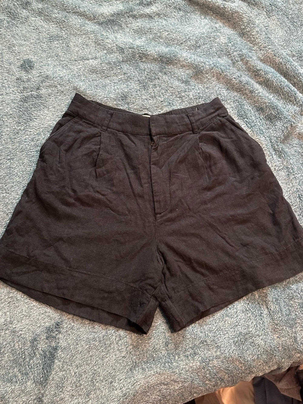 Abercrombie Women’s trouser style shorts